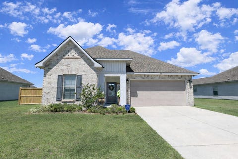 Homes For Rent - 259 Shadow Pointe Road<br/> Thibodaux, LA 70301