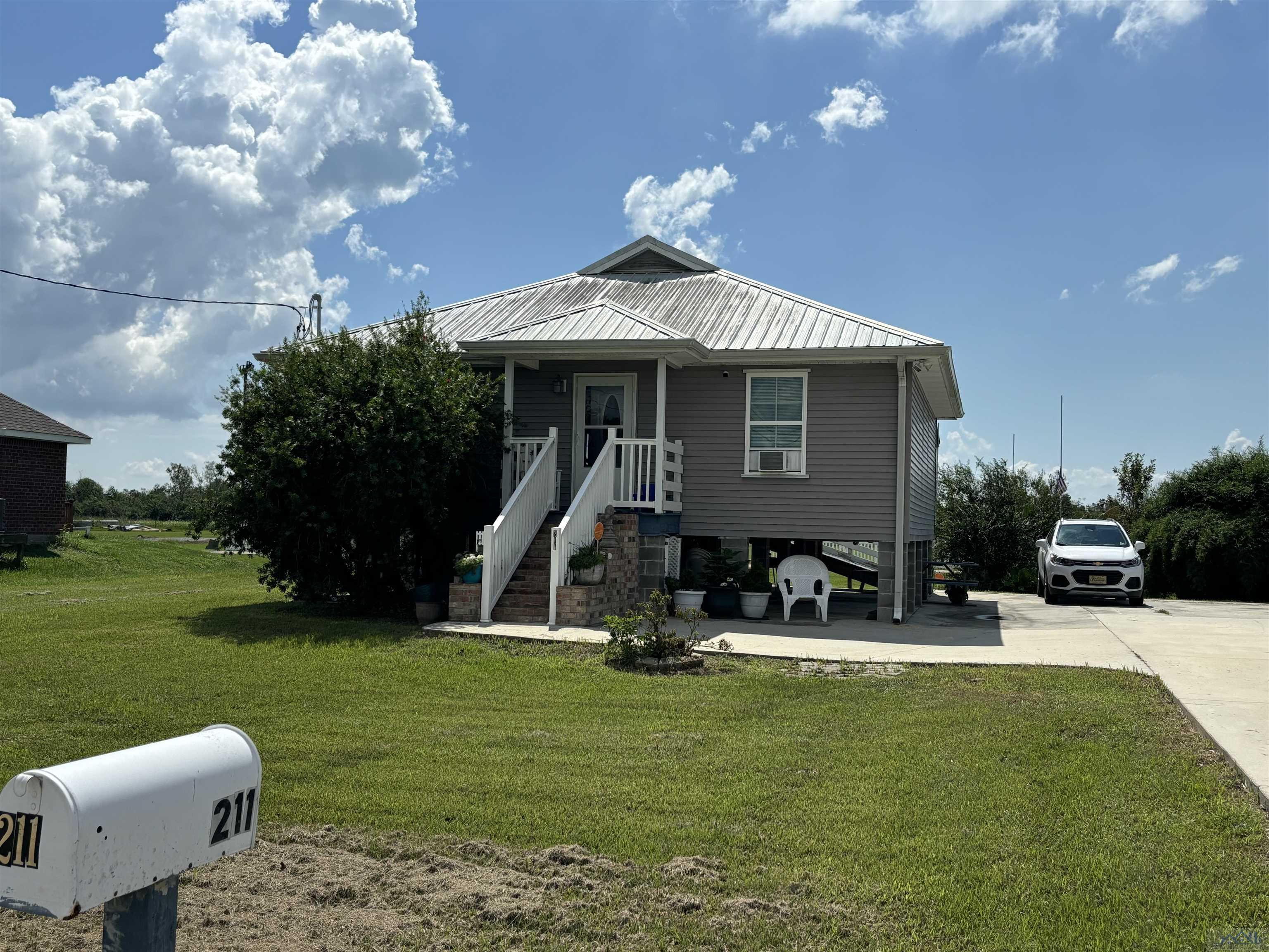 211 Old Safari Heights, Cut Off, Louisiana image 1