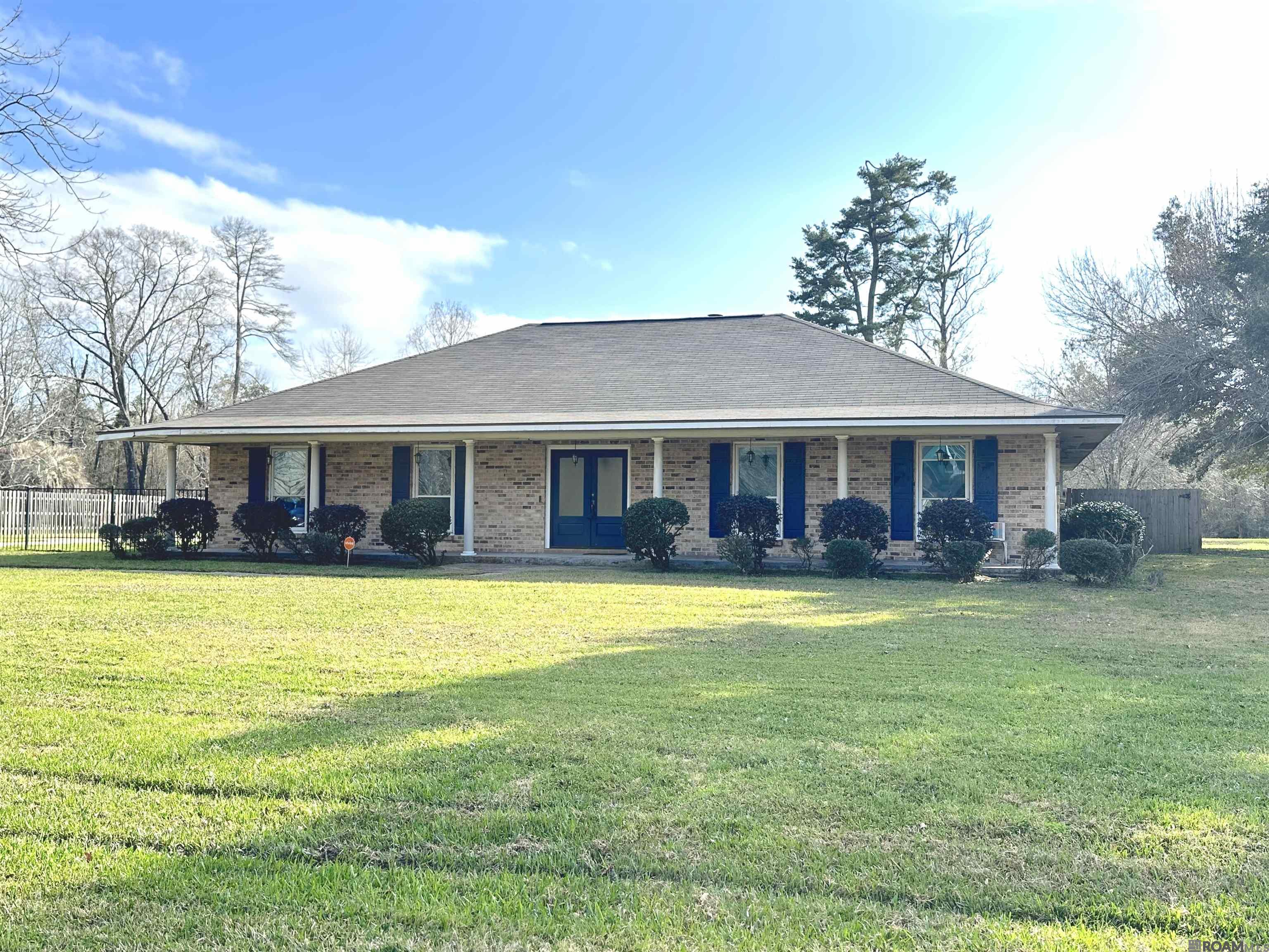 8080 Belle Helene Dr, Denham Springs, Louisiana image 1
