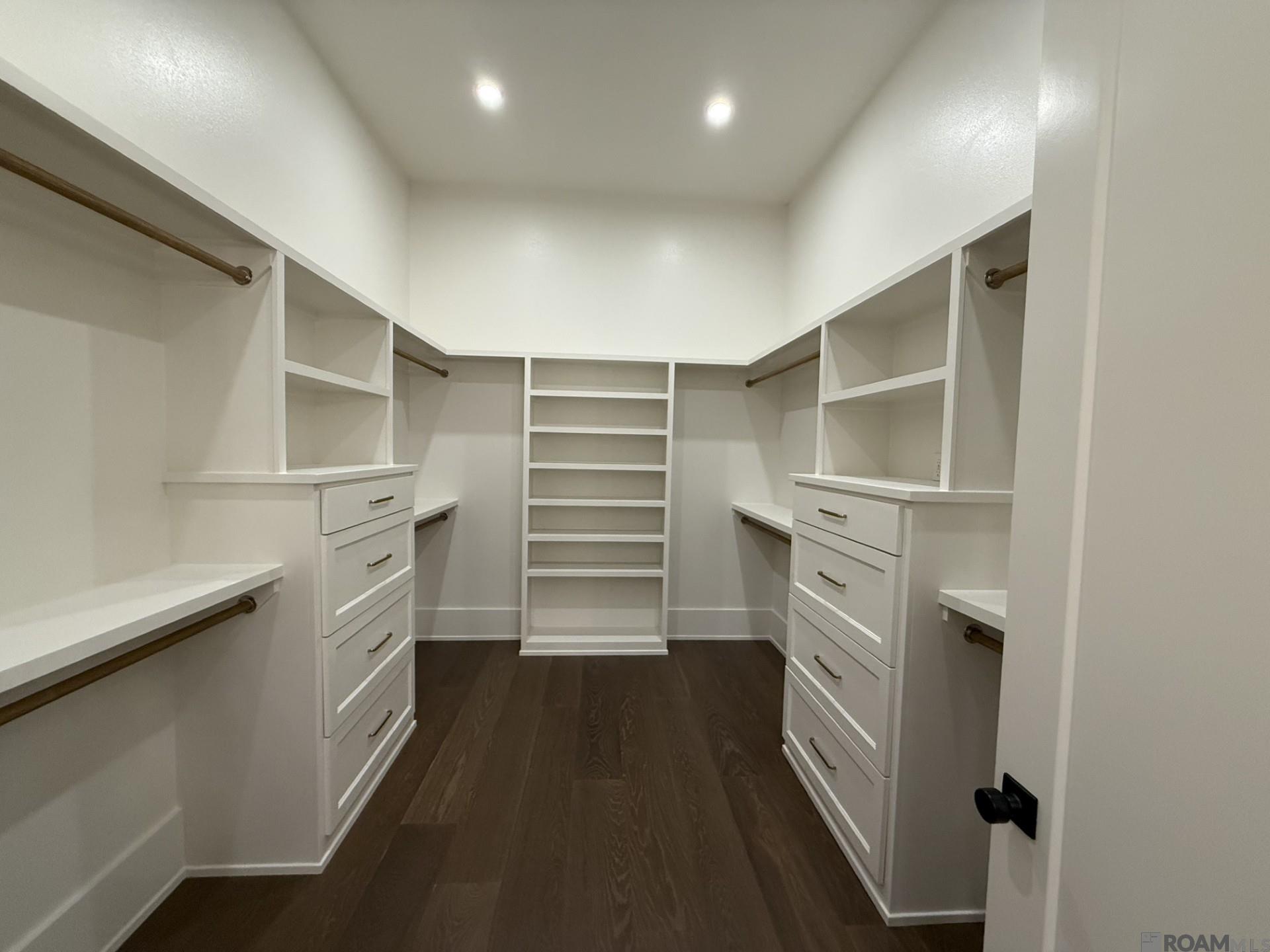 Baton Rouge, Louisiana, 70817, United States, 4 Bedrooms Bedrooms, ,4 BathroomsBathrooms,Residential,Active,2038168