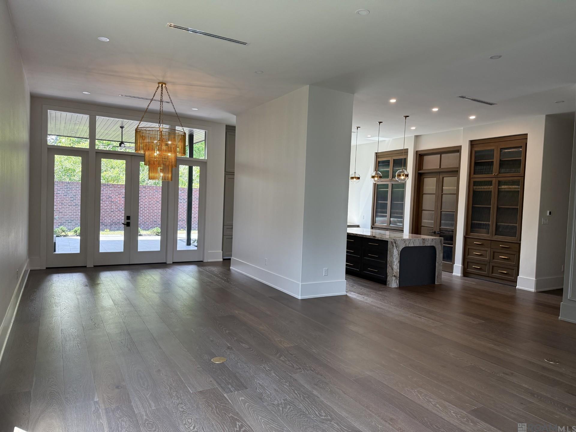 Baton Rouge, Louisiana, 70817, United States, 4 Bedrooms Bedrooms, ,4 BathroomsBathrooms,Residential,Active,2038168