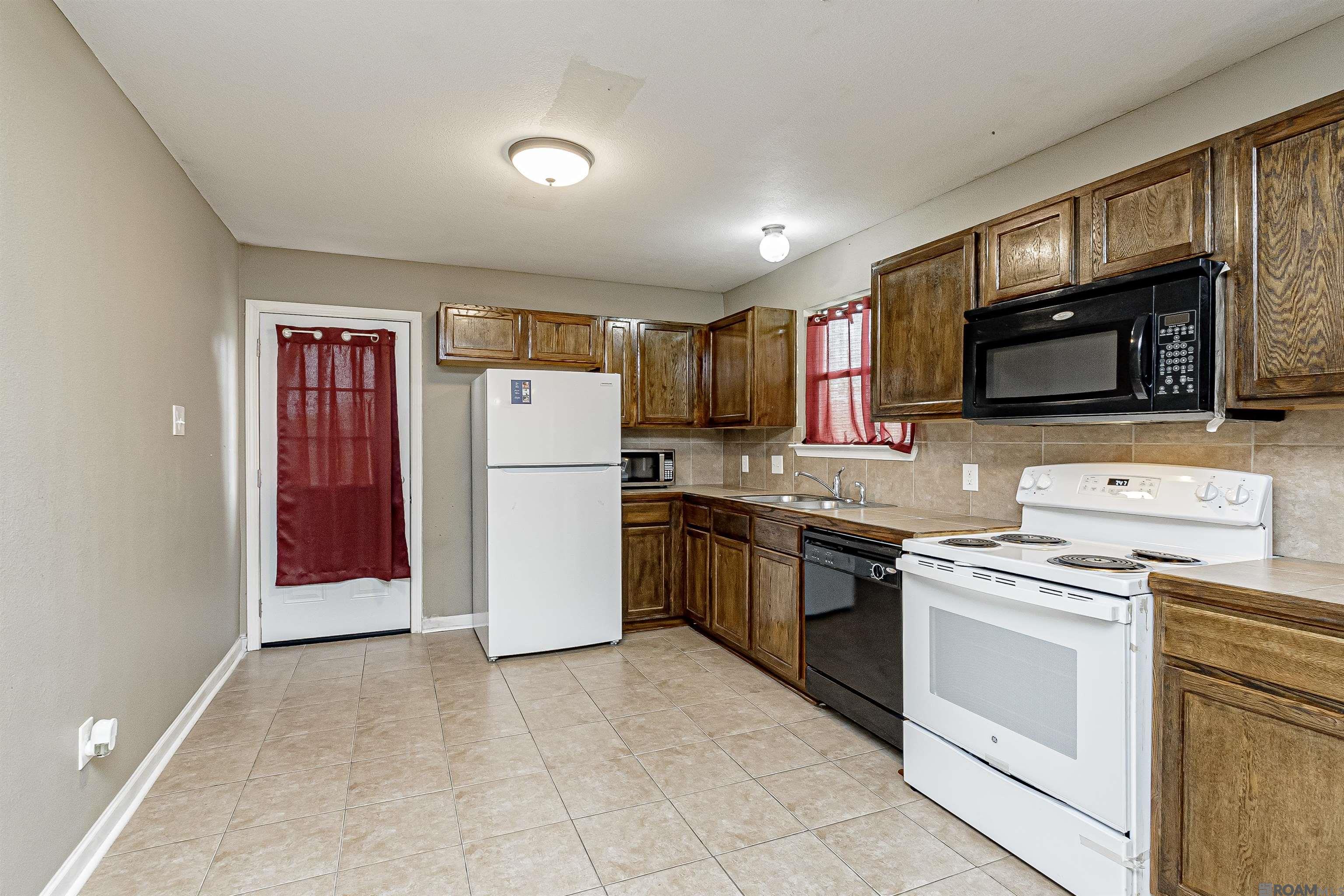 23569 Wellington Ave, Denham Springs, Louisiana image 2