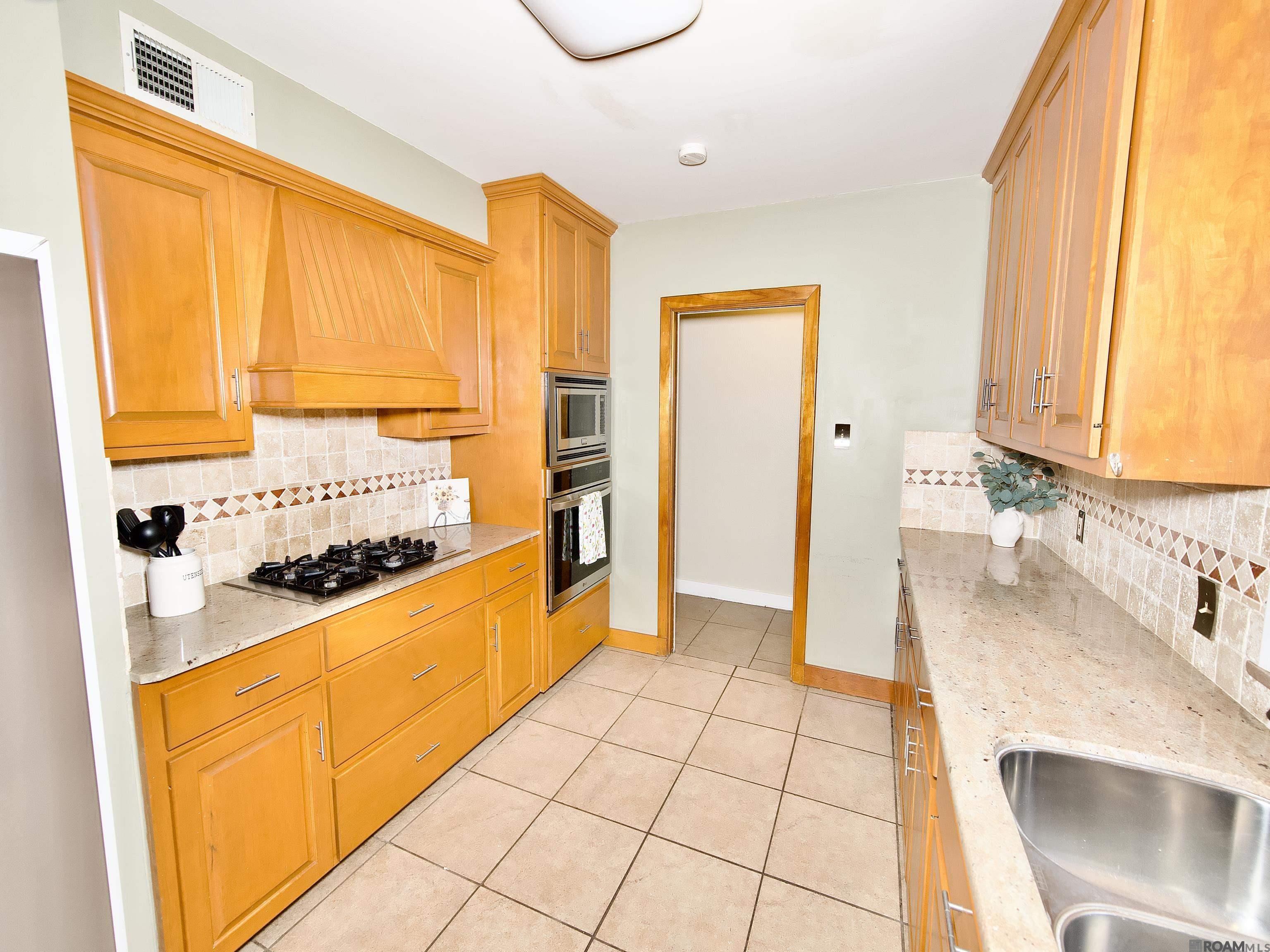 3158 Broussard St, Baton Rouge, Louisiana image 9