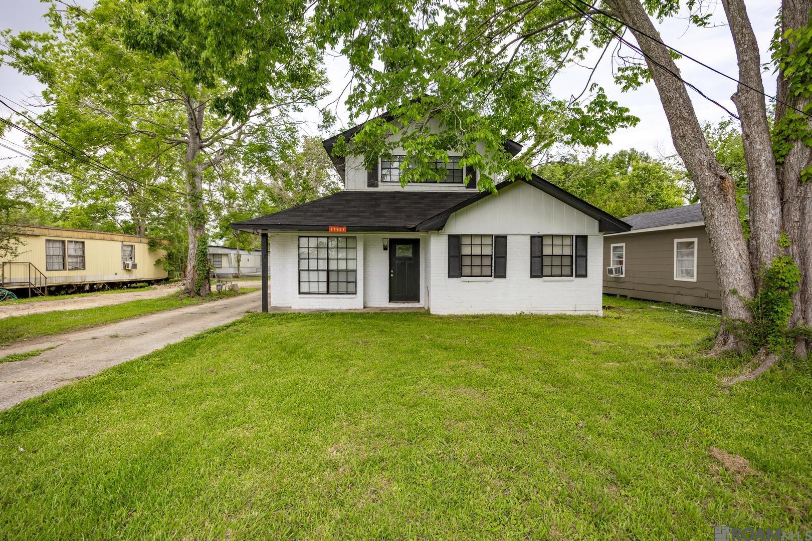 17987 Willow St, Grosse Tete, Louisiana image 1