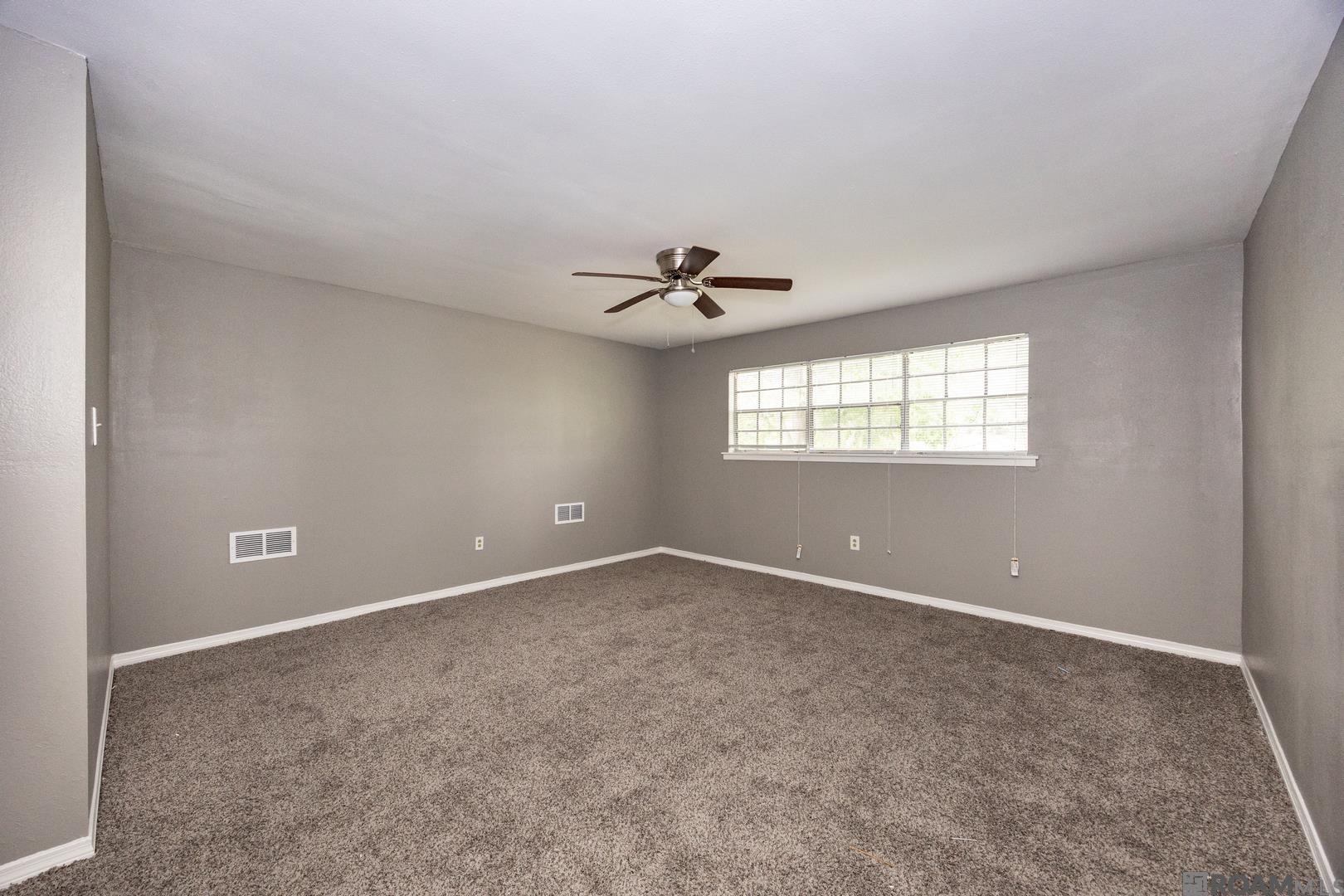17987 Willow St, Grosse Tete, Louisiana image 17