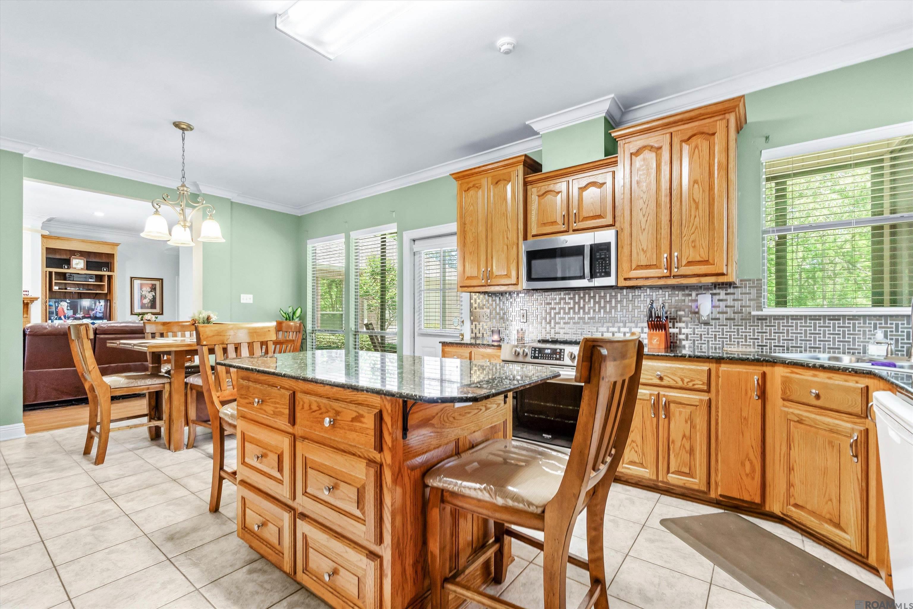 1243 Roseway Blvd, Zachary, Louisiana image 6