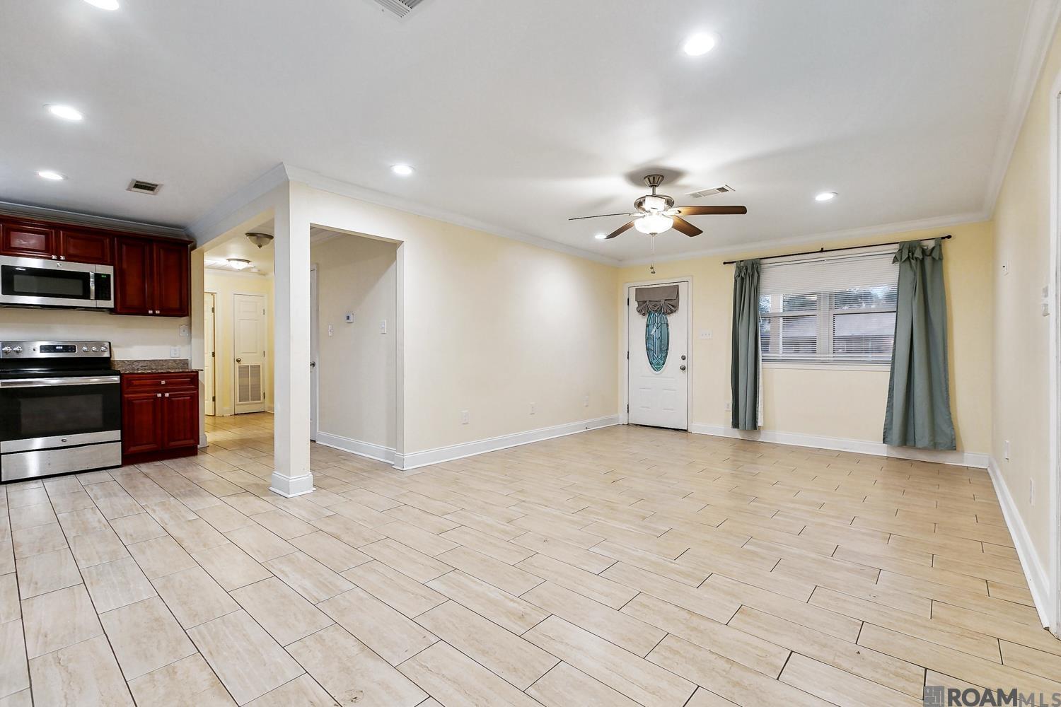 2254 Carolyn Ave, Denham Springs, Louisiana image 4