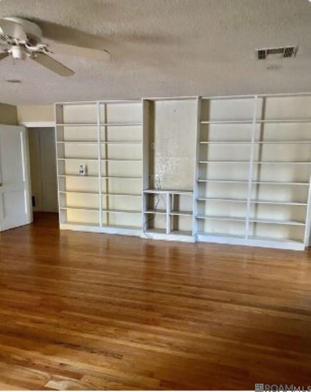 5174 Houston Dr, Baton Rouge, Louisiana image 3
