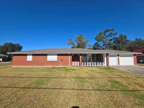 Homes For Sale - 192 West 41st Street<br/> Cut Off, LA 70345