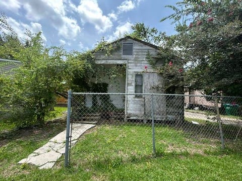 Homes For Sale - 930 Cherry St<br/> Morgan City, LA 70380