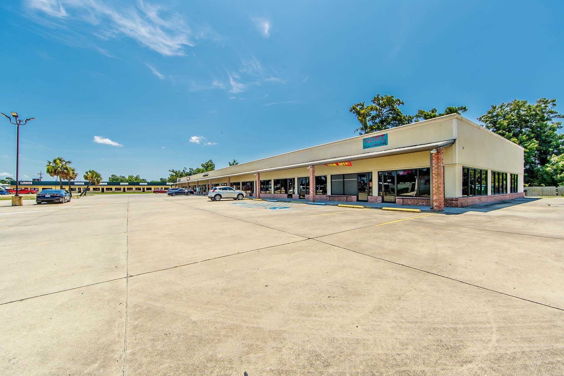 Photo 1 of 3 — 279 Enterprise Dr #115 Unit #115, Houma, LA 70360