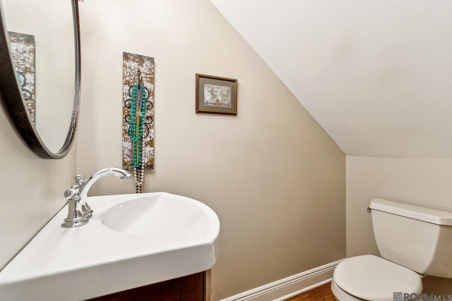 511 Beau Chene Drive, Mandeville, Louisiana image 9