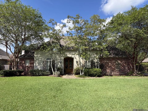Homes For Sale - 3912 Frostwood Ave<br/> Baton Rouge, LA 70817
