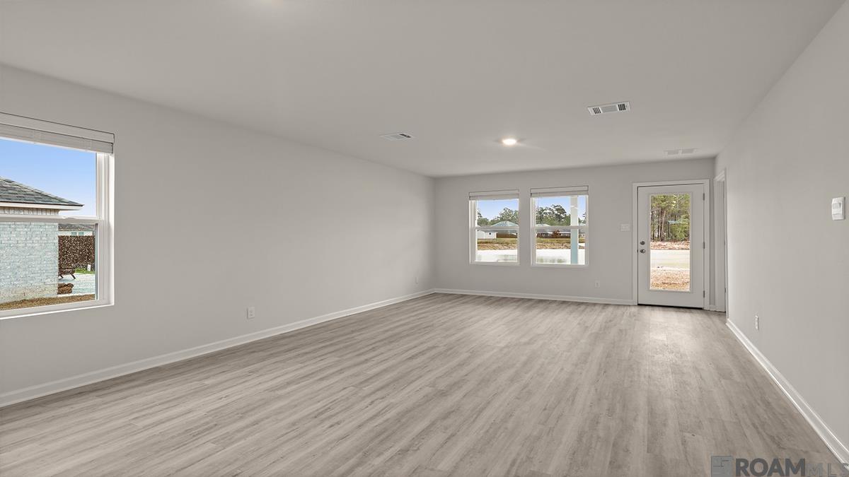 35612 Forest Manor Ave, Denham Springs, Louisiana image 6