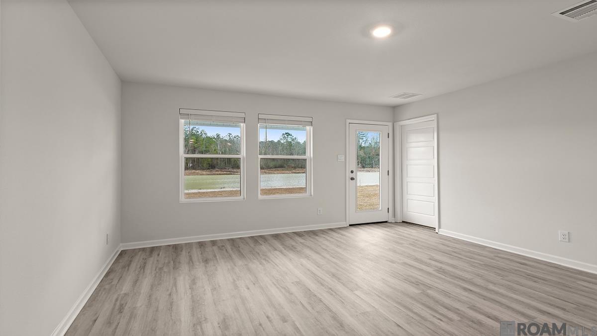 35612 Forest Manor Ave, Denham Springs, Louisiana image 5