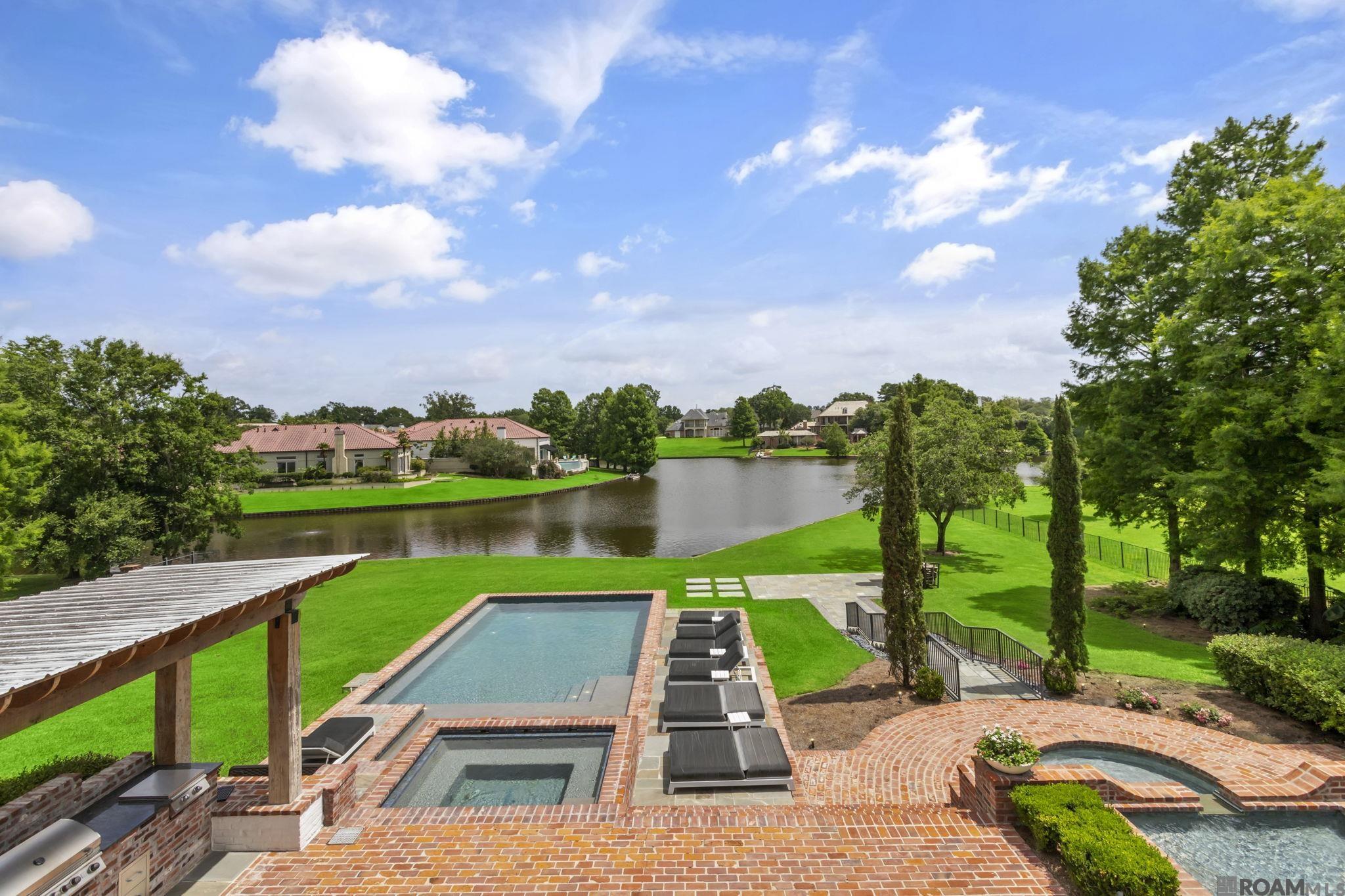 19421 N Muirfield Cir, Baton Rouge, Louisiana image 32