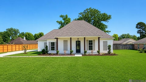 Homes For Sale - TBD A-1 Bridlewood Dr<br/> Greenwell Springs, LA 70739