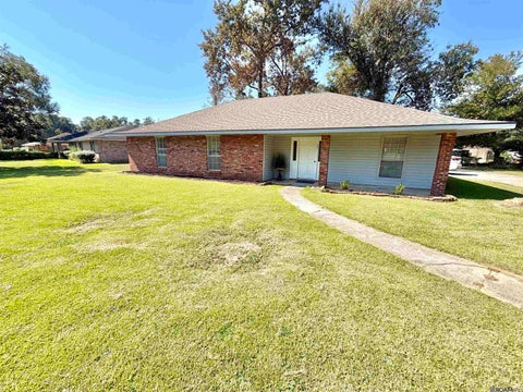 Homes For Rent - 921 Jane Dr<br/> Denham Springs, LA 70726