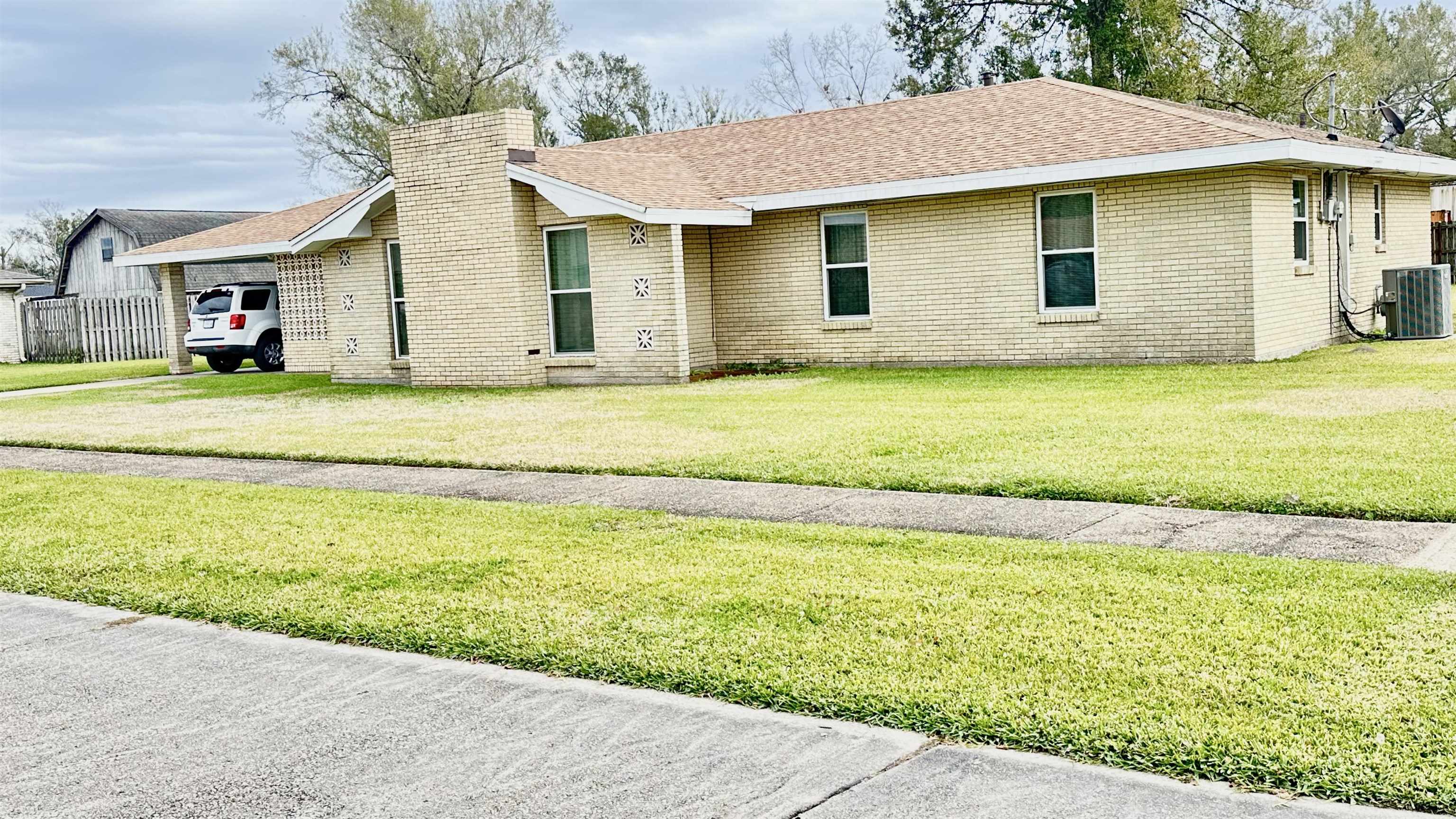 311 Bellaire Drive, Houma, Louisiana image 1