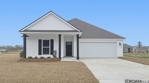 Homes For Sale - 5465 Gallantry Court<br/> Baton Rouge, LA 70811
