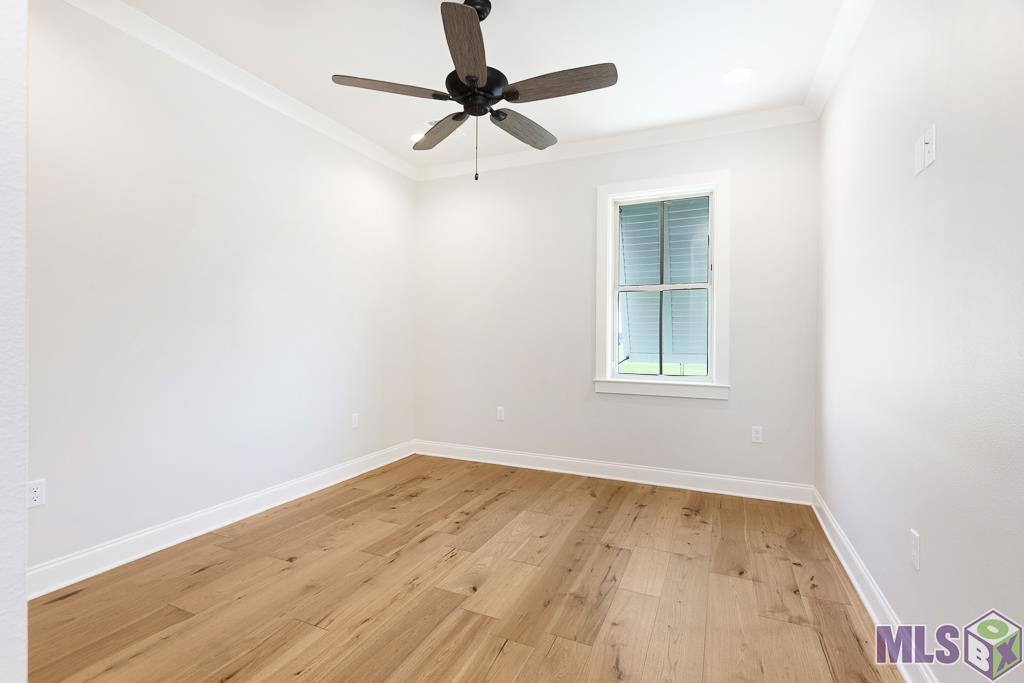 422 St Rose Ave, Baton Rouge, Louisiana image 33