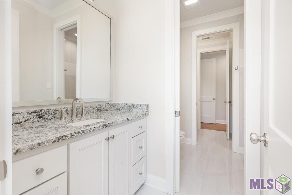 422 St Rose Ave, Baton Rouge, Louisiana image 36