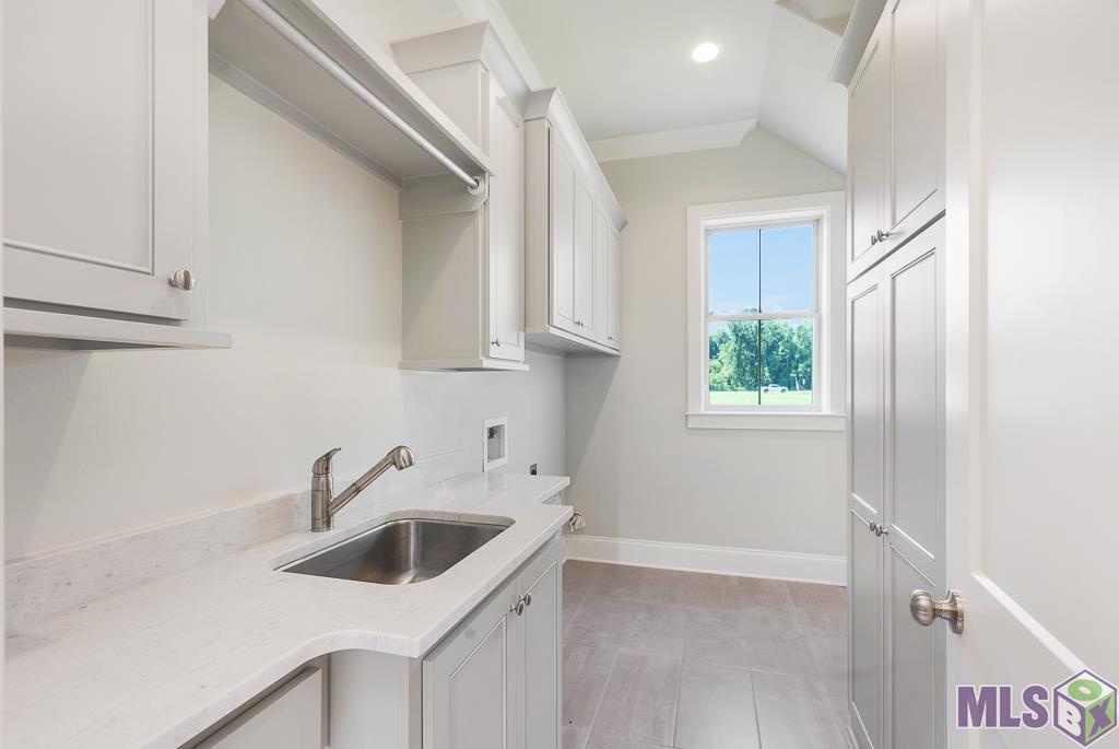 422 St Rose Ave, Baton Rouge, Louisiana image 23