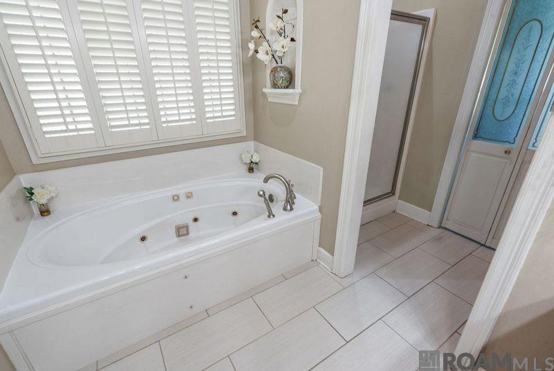 35150 Stone Castle Dr, Denham Springs, Louisiana image 14