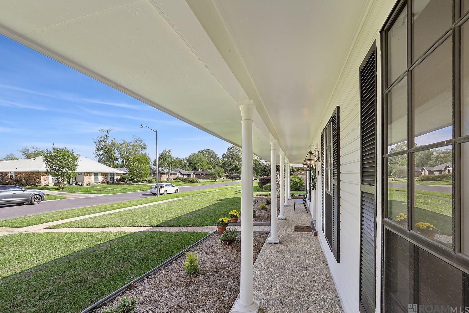 5316 Foxridge Dr, Baton Rouge, Louisiana image 3