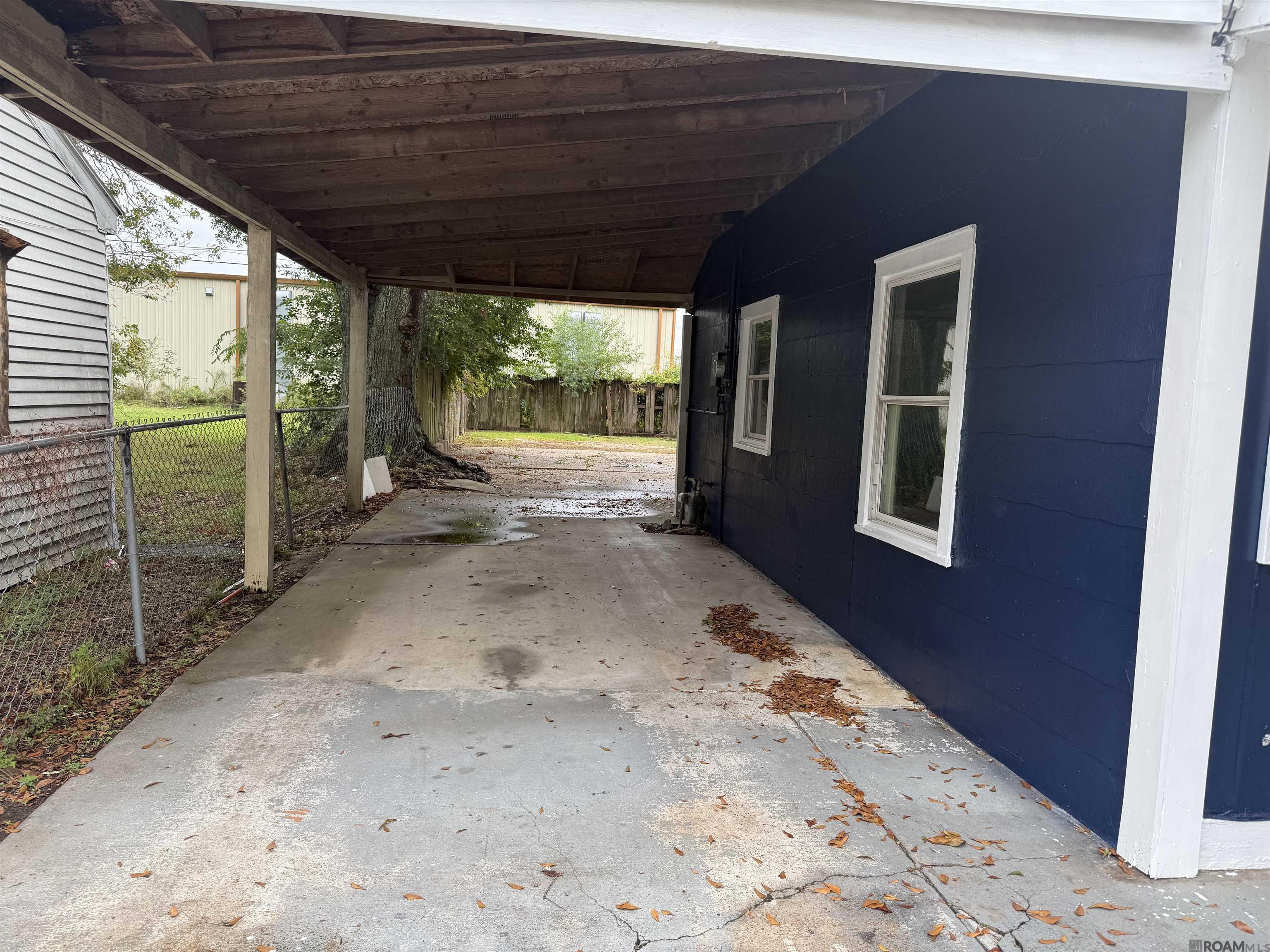 4956 E Brookstown Dr, Baton Rouge, Louisiana image 2