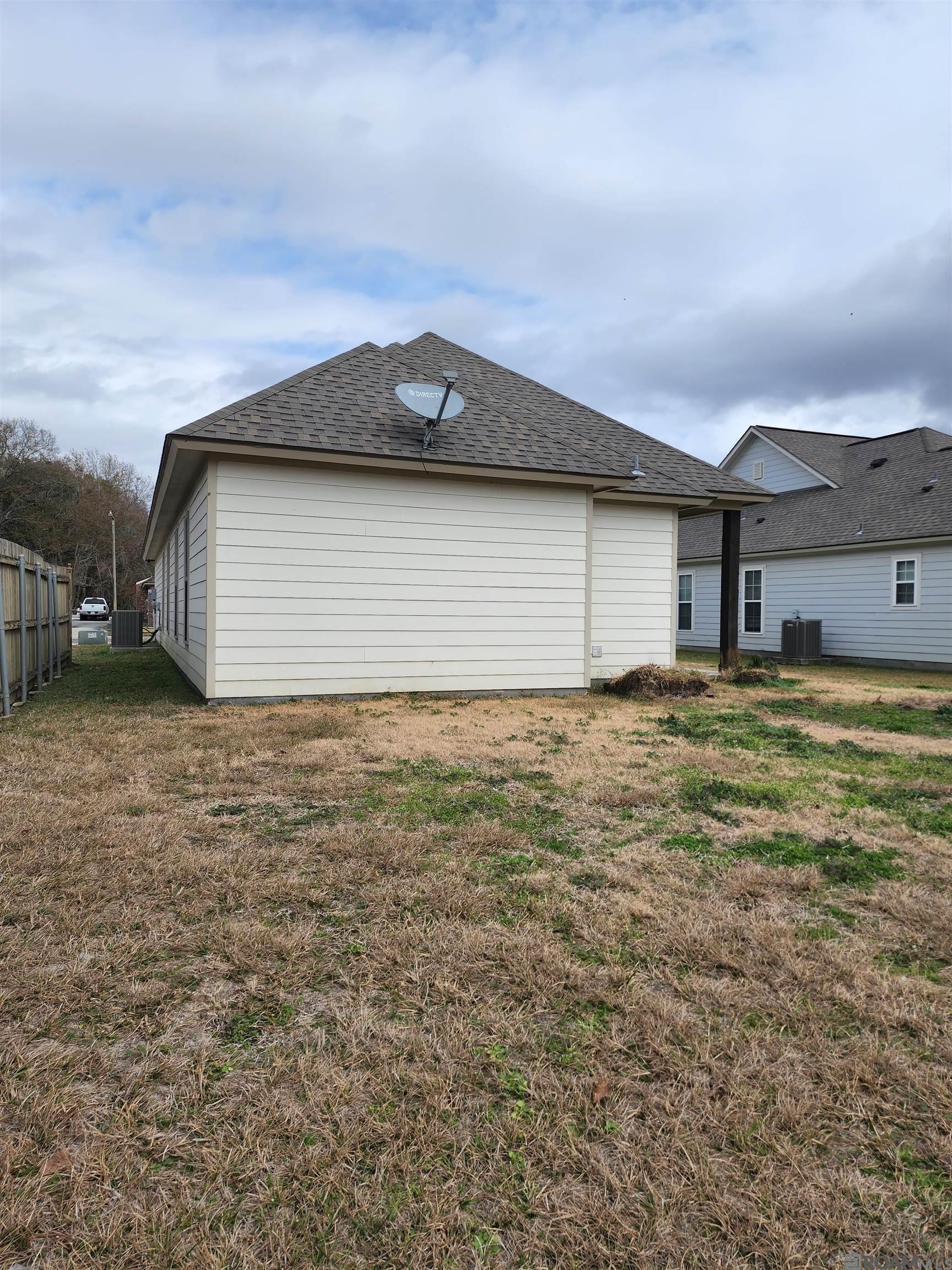 904 Russo St, New Iberia, Louisiana image 3