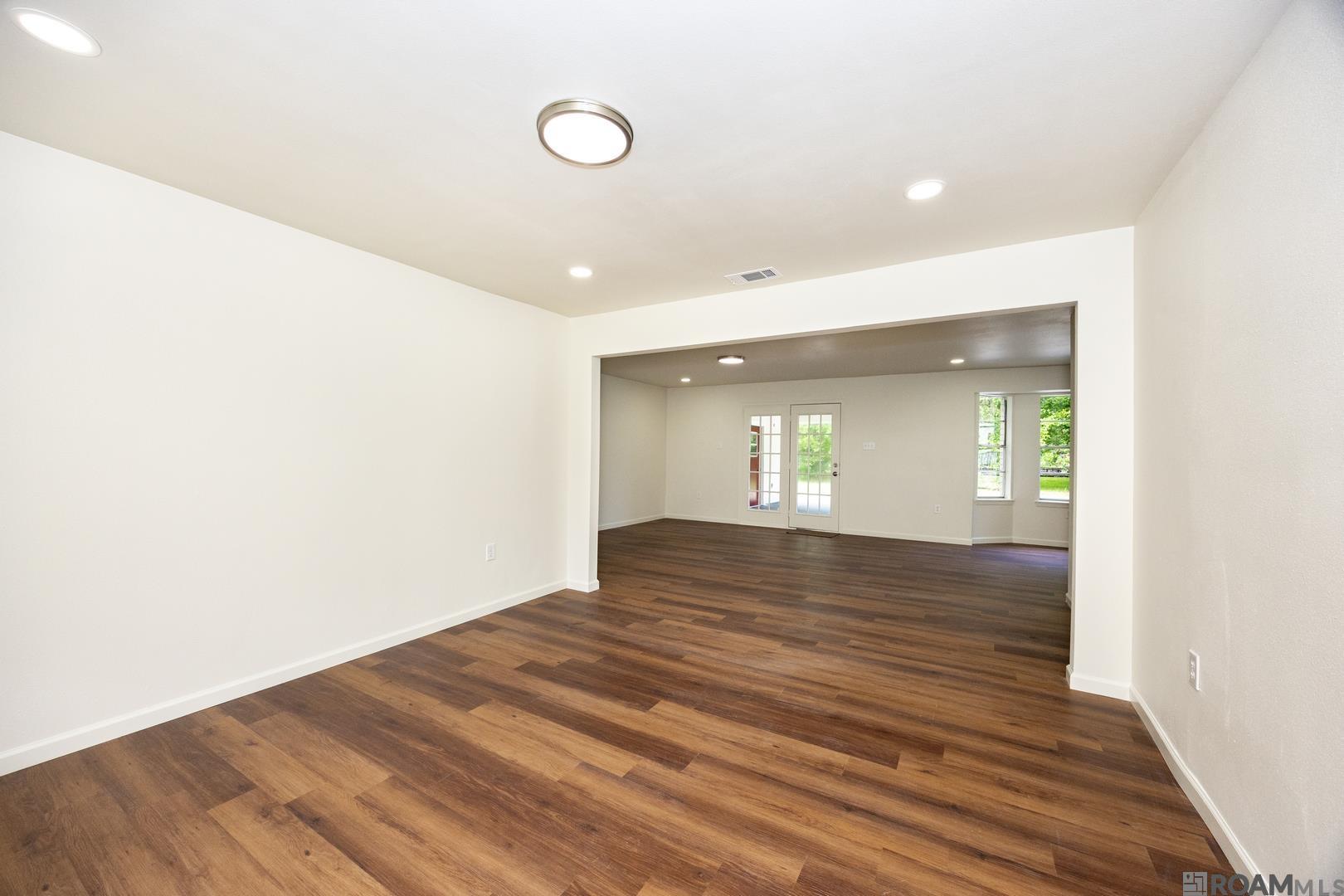 8697 Saint Peter St, New Roads, Louisiana image 6