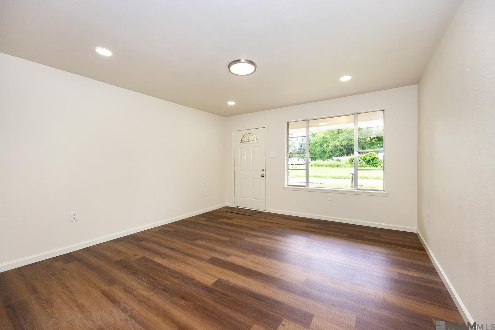 8697 Saint Peter St, New Roads, Louisiana image 4