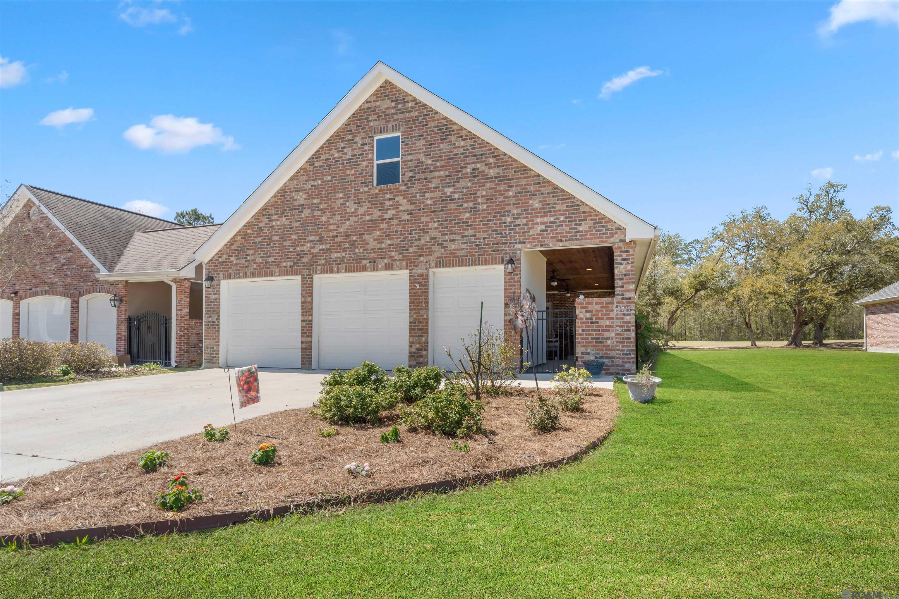 23719 Monarch Point, Springfield, Louisiana image 1