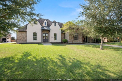 Homes For Sale - 6447 Coushatta Dr<br/> Gonzales, LA 70737