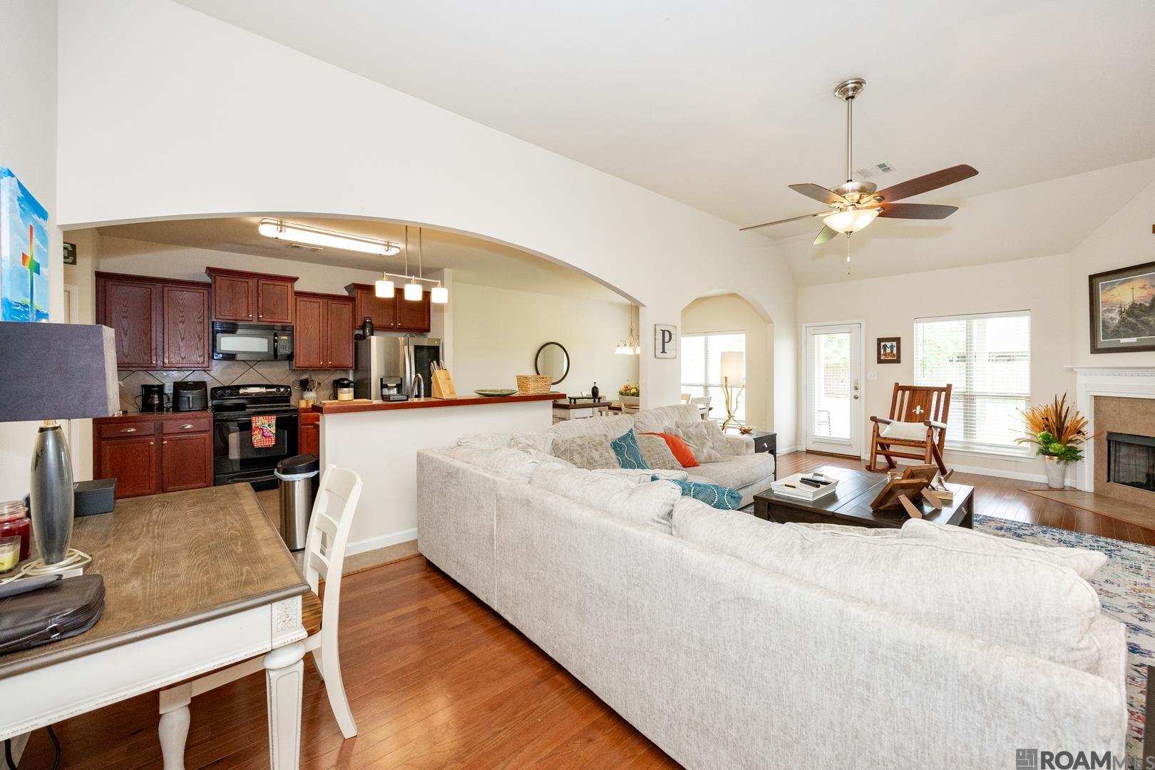 41165 New Orleans Dr, Sorrento, Louisiana image 6