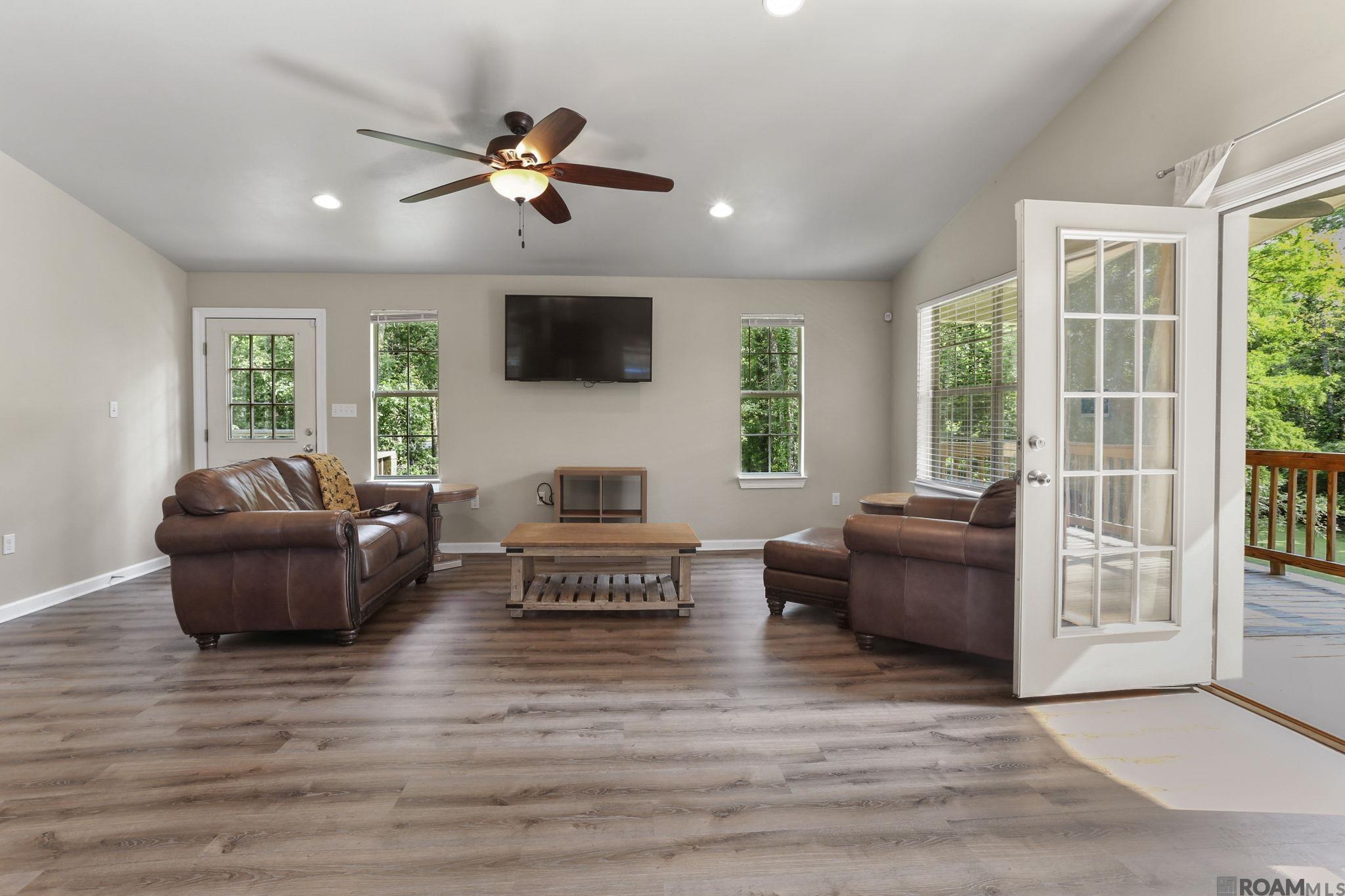 17389 Lake St, Prairieville, Louisiana image 3