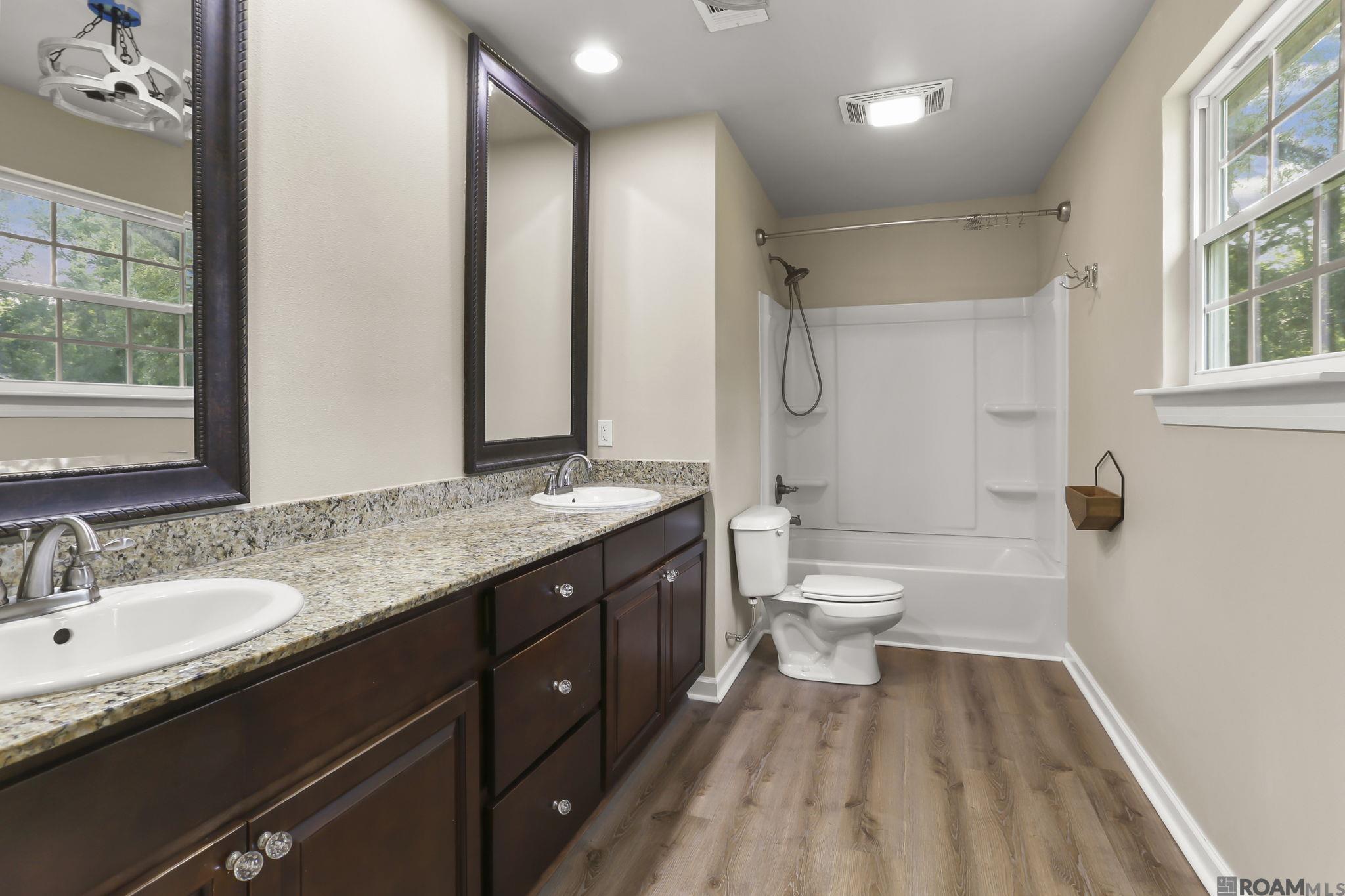17389 Lake St, Prairieville, Louisiana image 10