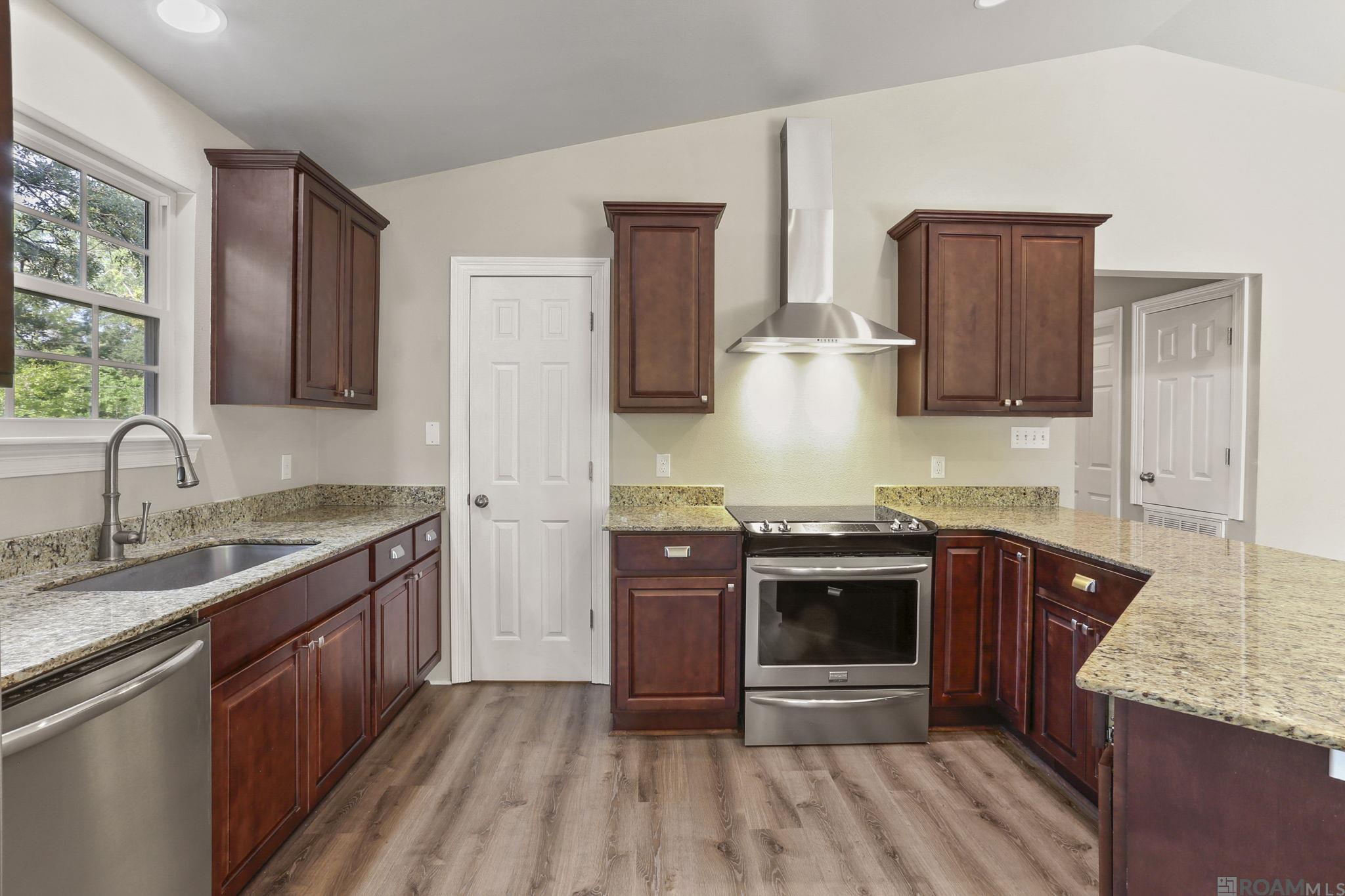 17389 Lake St, Prairieville, Louisiana image 7