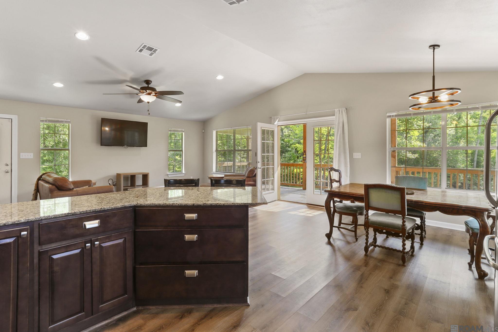 17389 Lake St, Prairieville, Louisiana image 5