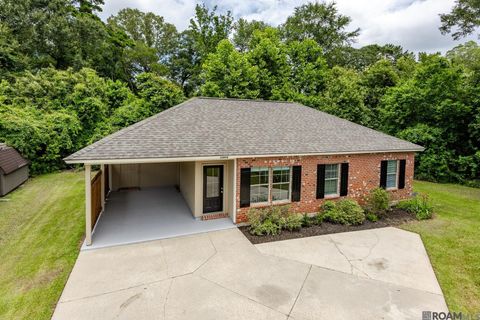 Homes For Sale - 33892 Cedar Ridge Ct<br/> Denham Springs, LA 70706