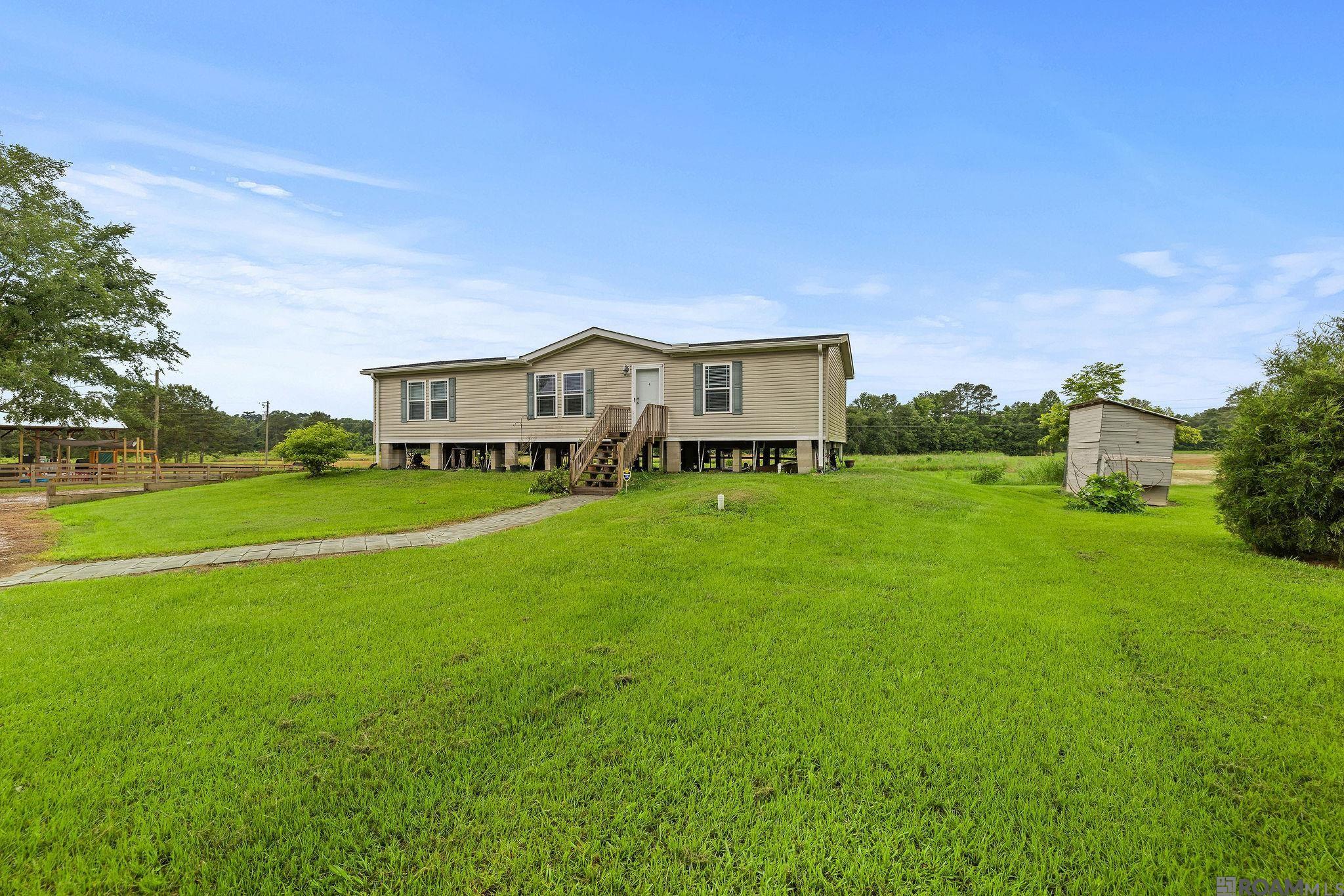 23611 Riley Rd, Pride, Louisiana image 1