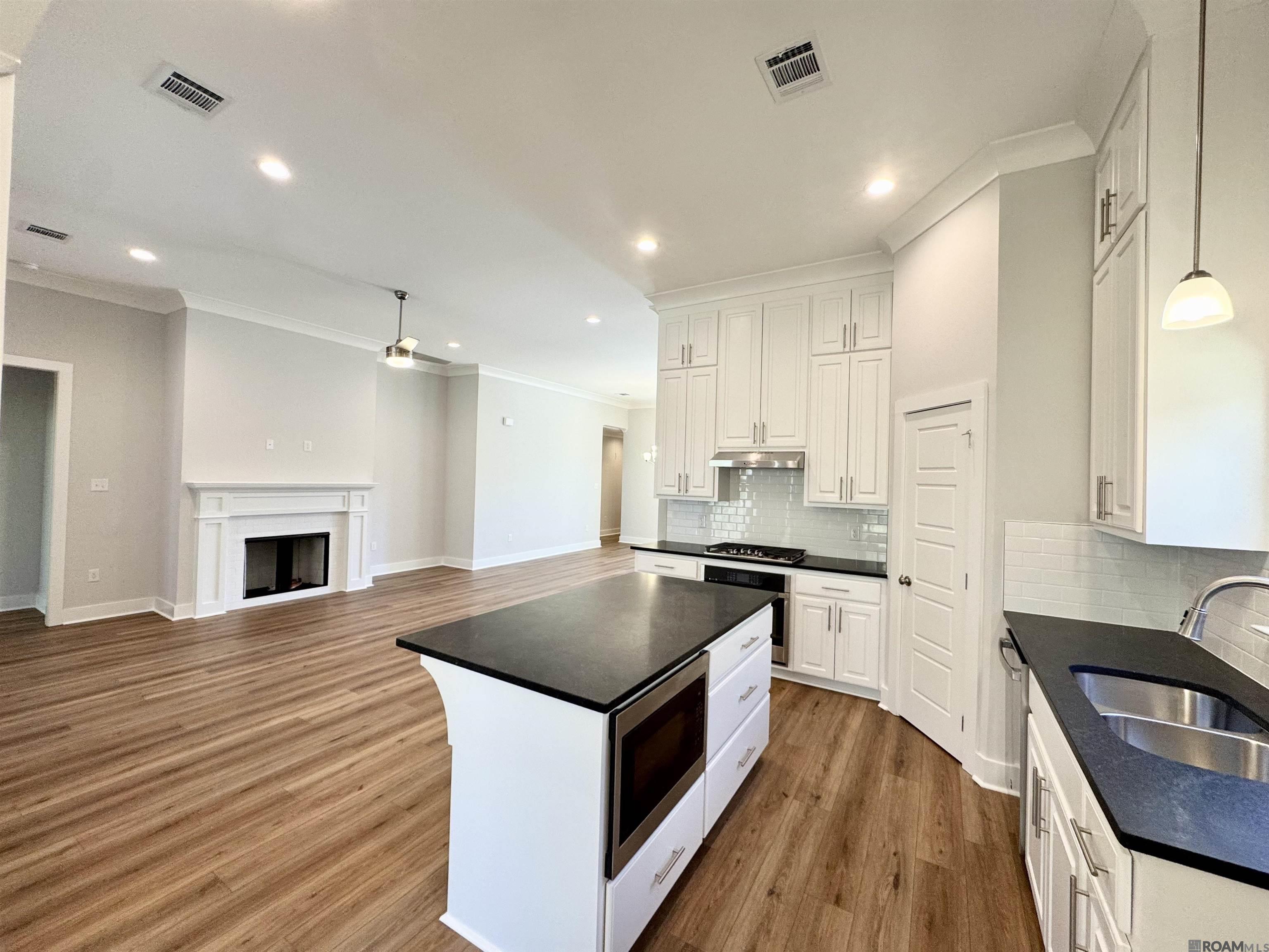 25281 Burlington Dr, Denham Springs, Louisiana image 14