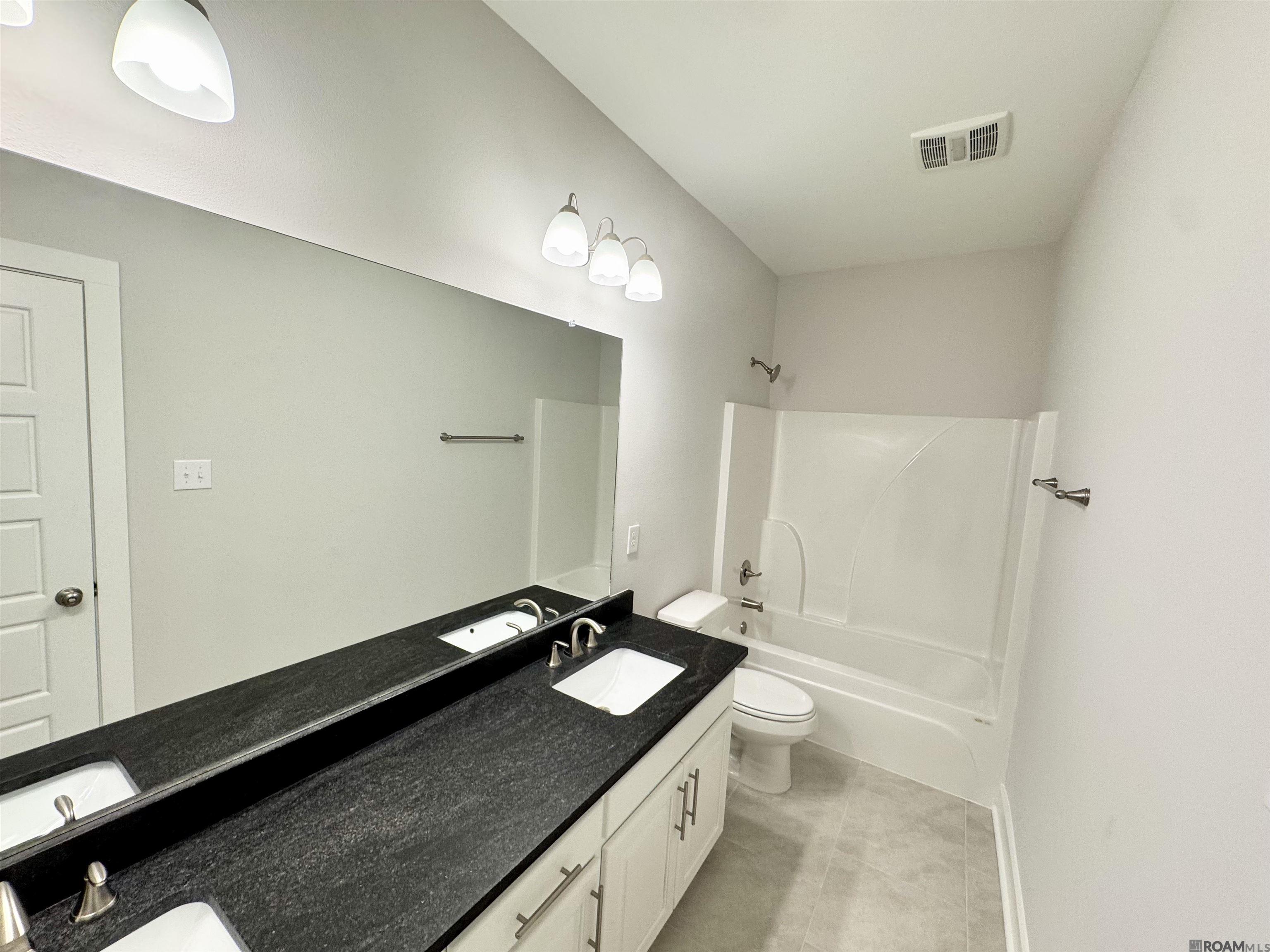 25281 Burlington Dr, Denham Springs, Louisiana image 2