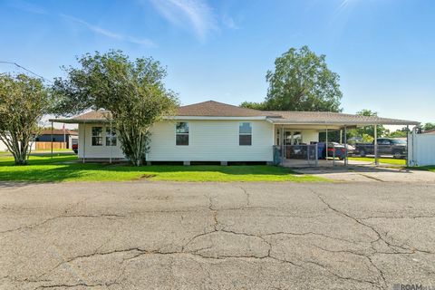 Homes For Sale - 1175 Avenue C<br/> Westwego, LA 70094