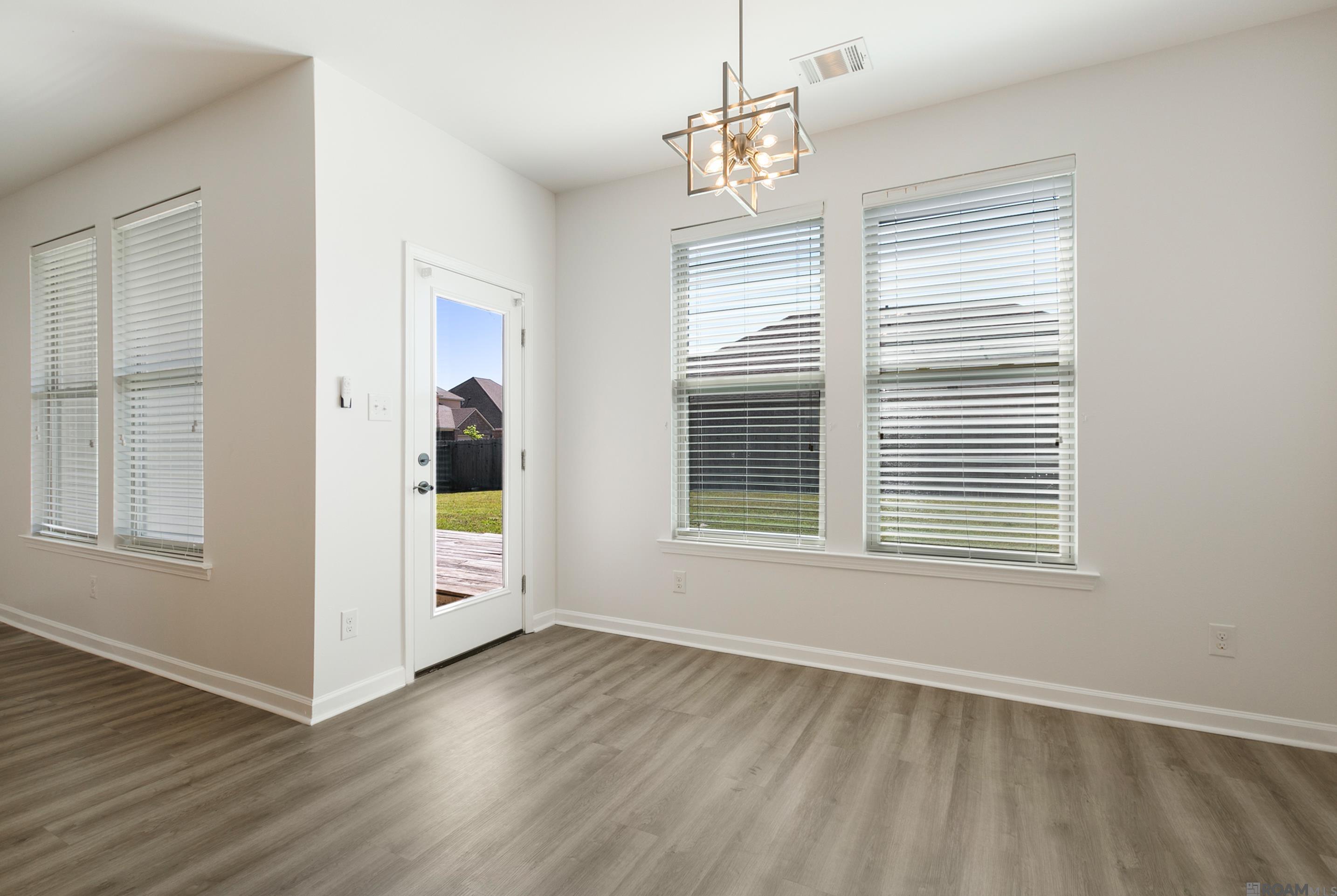 744 Lakeshore Village Drive, Slidell, Louisiana image 7