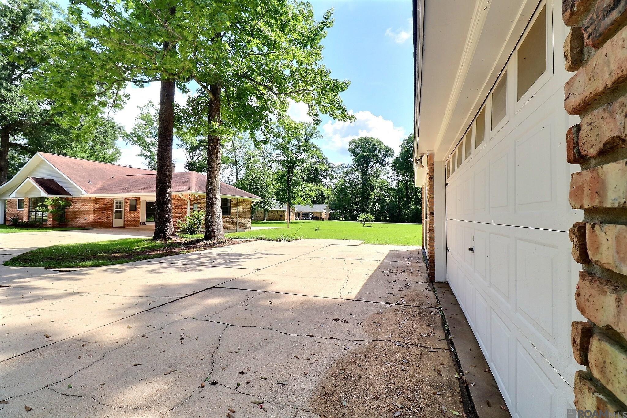 8140 Evergreen Dr, Denham Springs, Louisiana image 21