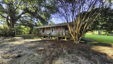 Homes For Sale - 4258 Oakland Dr<br/> East Feliciana County, Ethel, LA 70730