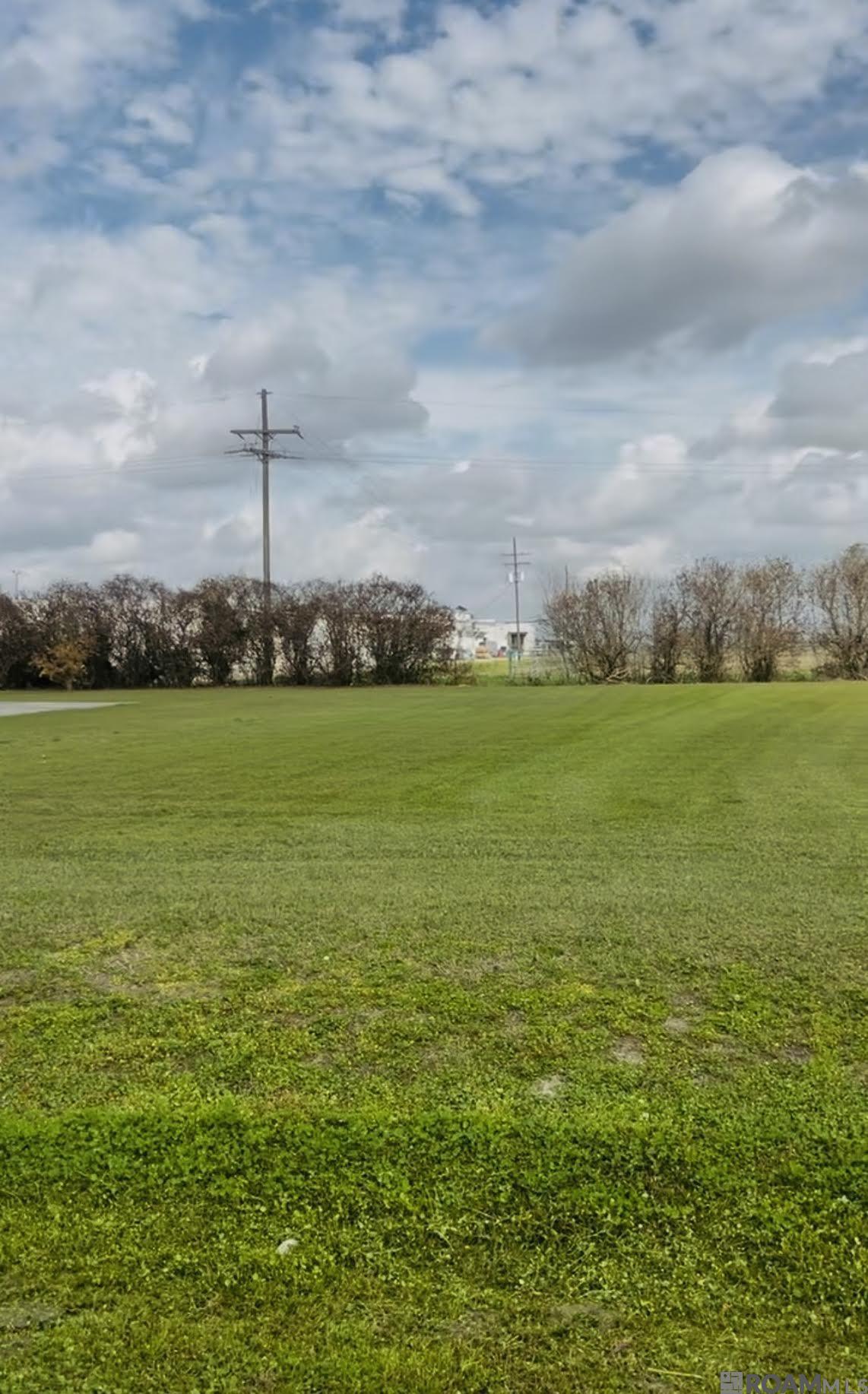Lillian Dr, Plattenville, Louisiana image 1