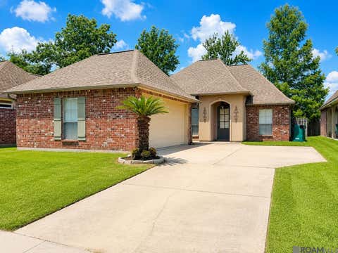 Homes For Sale - 2567 Old Towne Rd<br/> Zachary, LA 70791